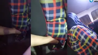 تحرش بي بنت محجبة داخل ميكروباص نقل عام