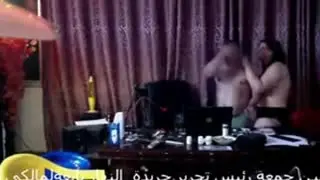 المدير يمارس الجنس مع السكرتيرة في المكتب وغرفة النوم